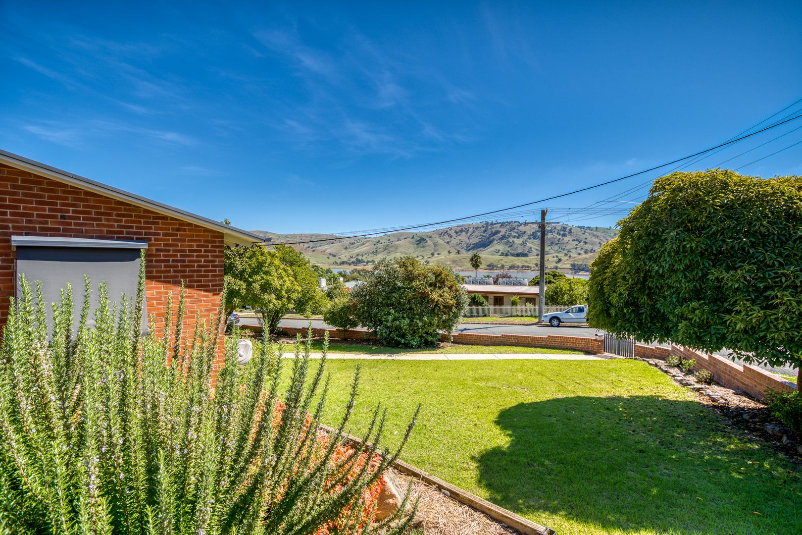 4 Mullawar Street, Tallangatta VIC 3700, Image 2