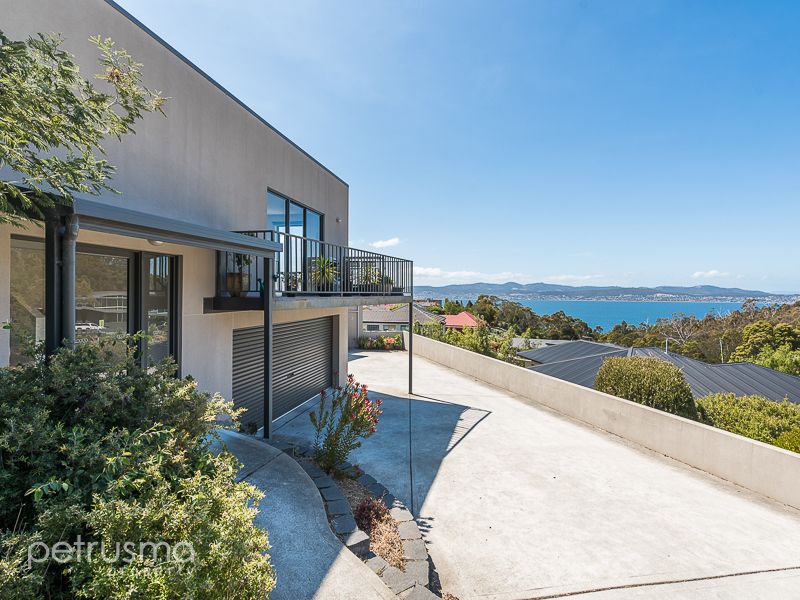 1/7 Gardenia Grove, Sandy Bay TAS 7005, Image 0