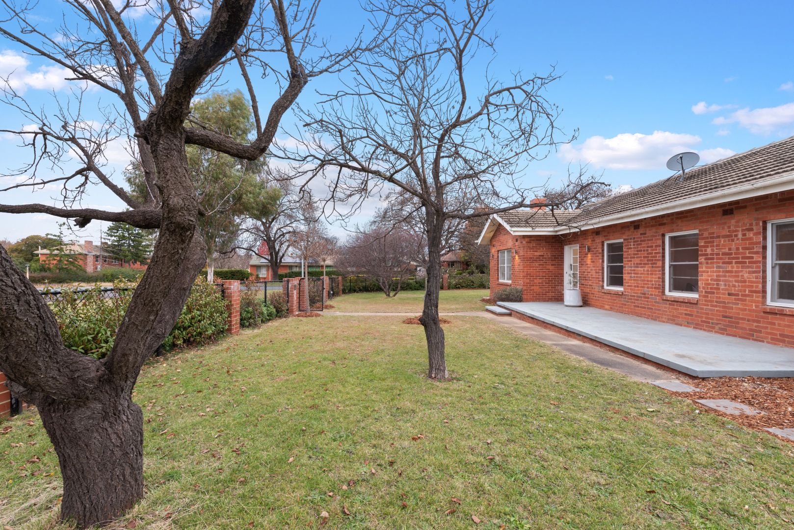 26 Lindsay Street, Narrabundah ACT 2604, Image 1