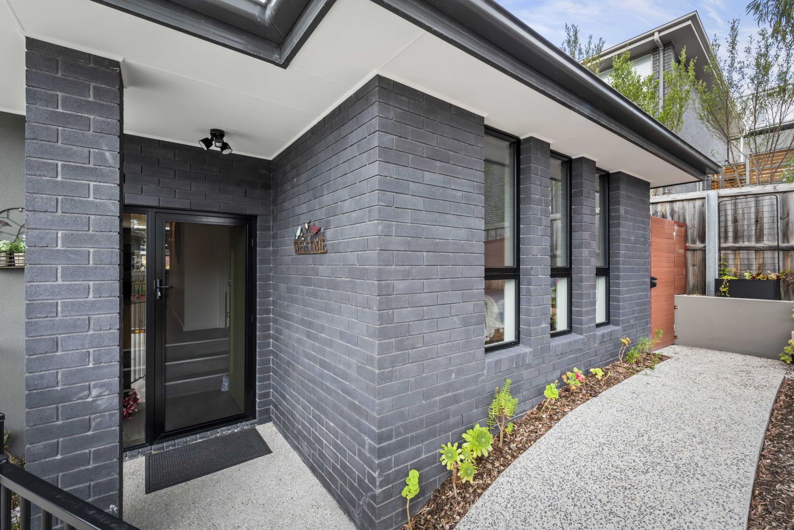 2/2 Vienne Drive, Howrah TAS 7018, Image 2