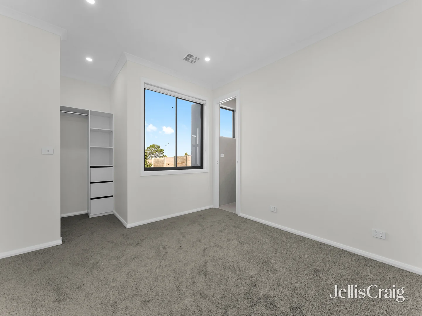 Additional image 6 of 2/14 Sadie Street, Mount Waverley VIC 3149