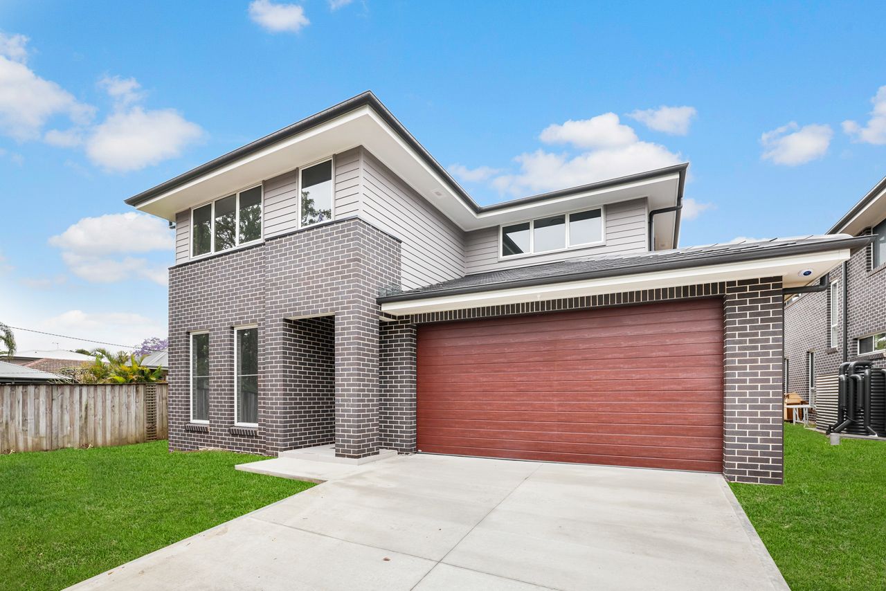 5 bedrooms House in 99 Waterview Street MONA VALE NSW, 2103