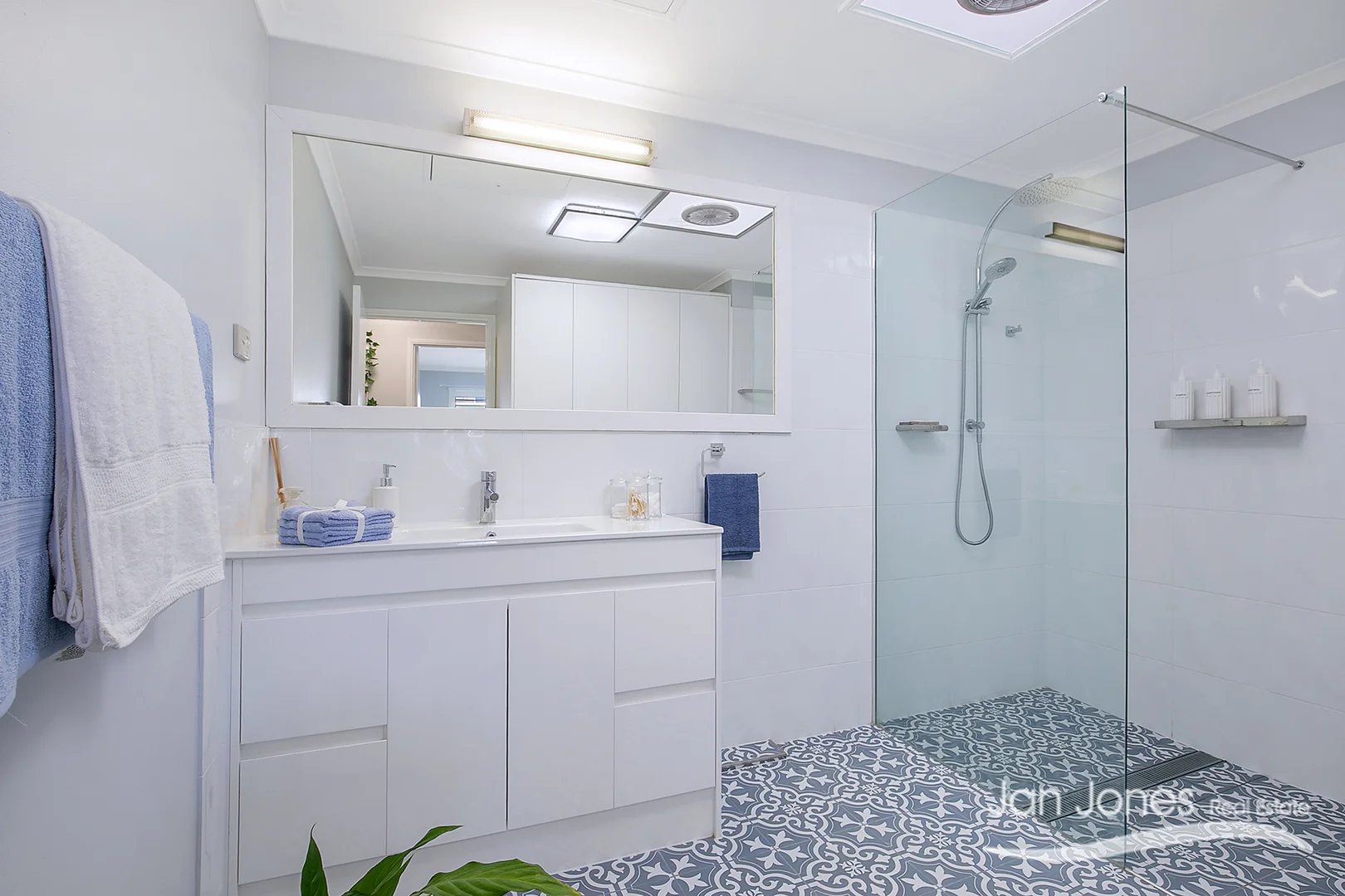 Additional image 23 of Unit 10/4 Eveline Street, Margate QLD 4019