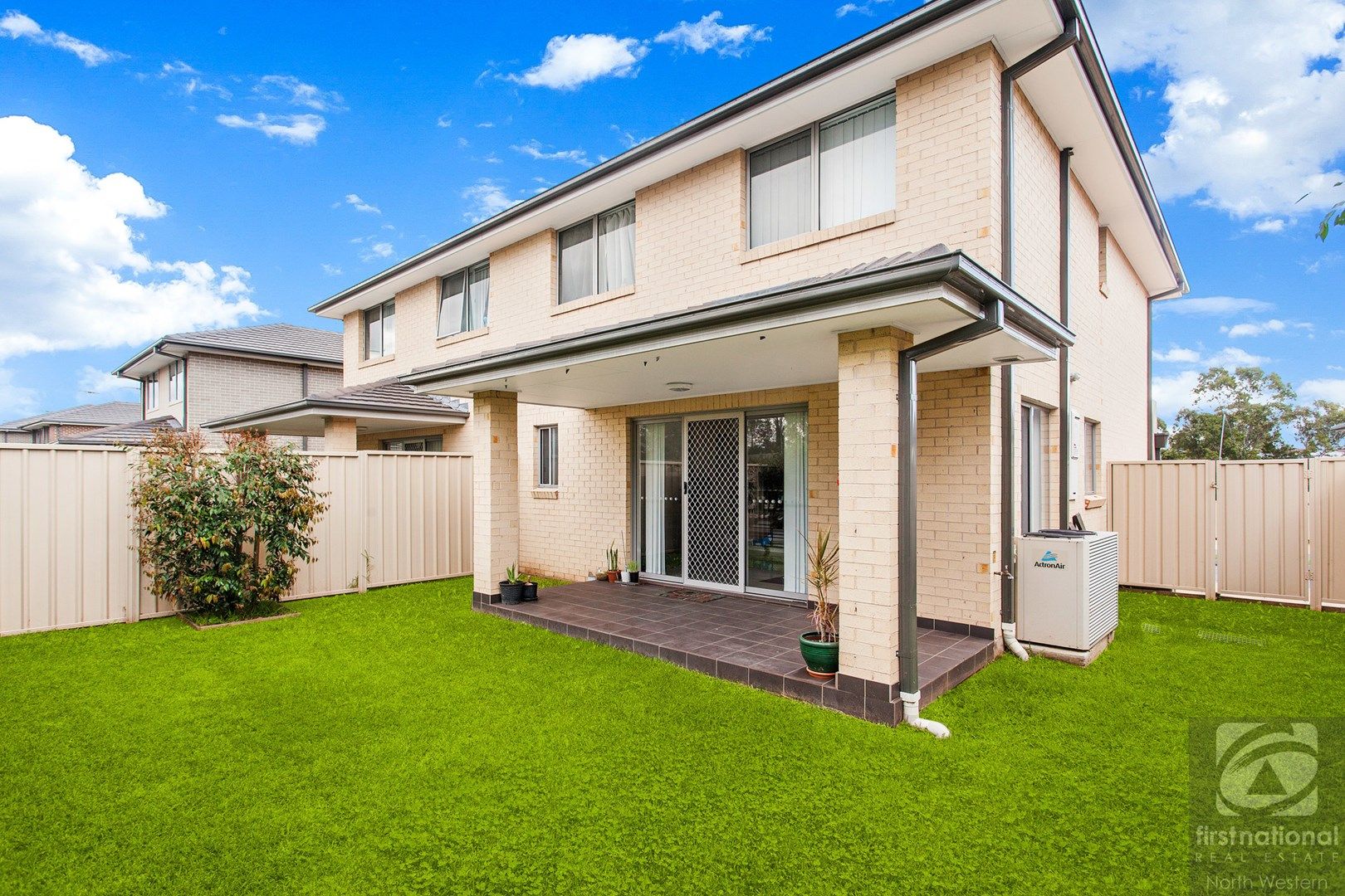 2/570 Sunnyholt Road, Stanhope Gardens NSW 2768, Image 0