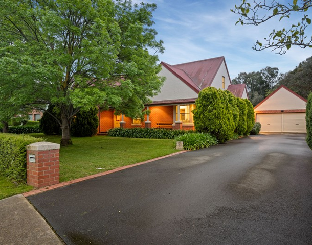 660 Centaur Road, Lavington NSW 2641