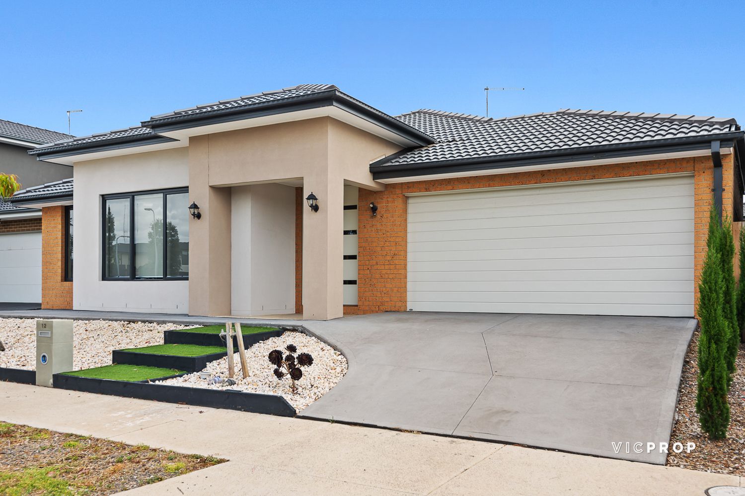3 bedrooms House in 12 Pershing Way POINT COOK VIC, 3030