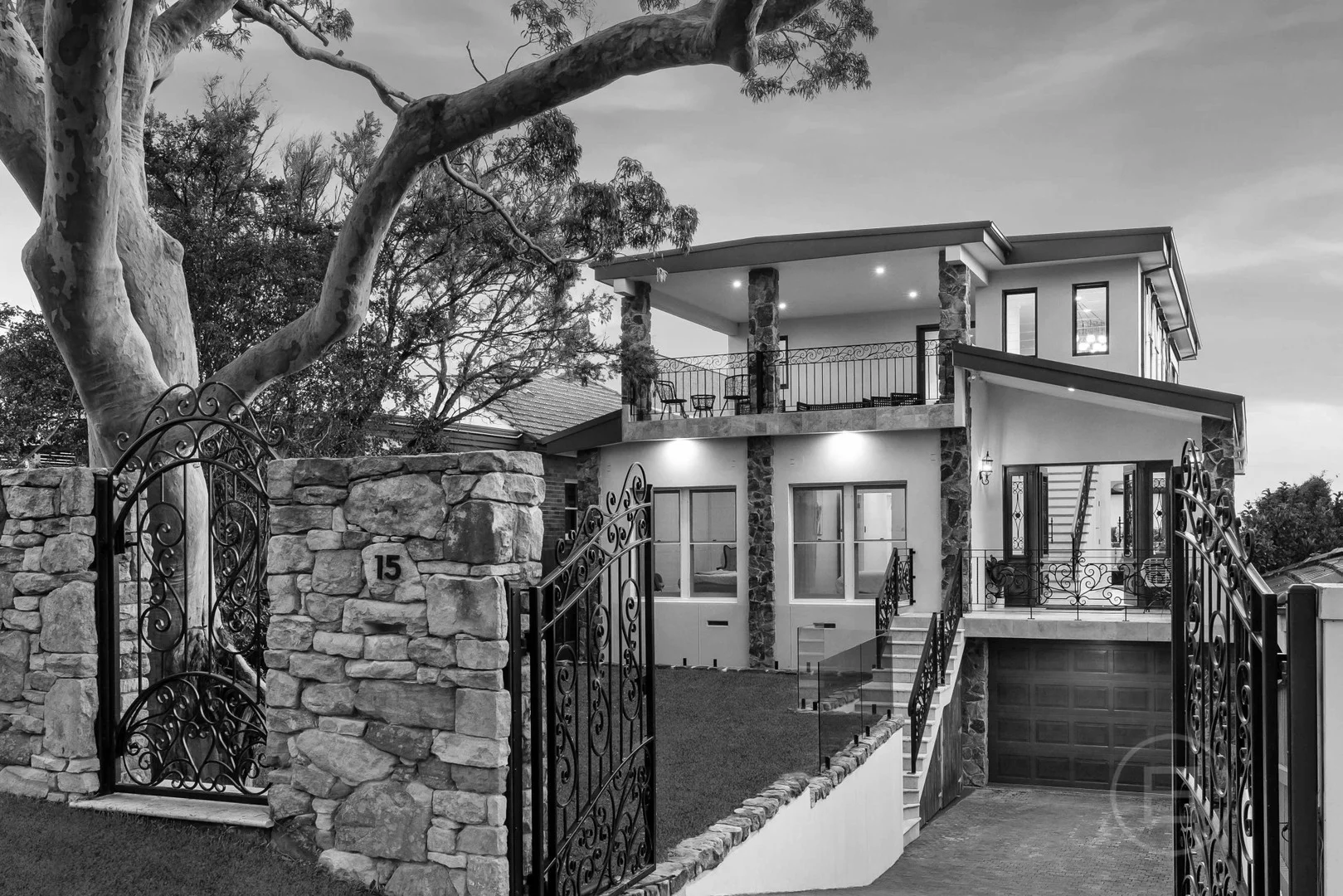 15 Alma Street, Clontarf NSW 2093