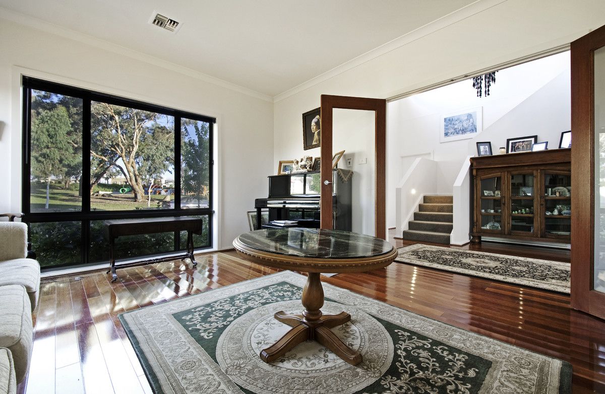 33 Neil Harris Crescent, Forde ACT 2914, Image 2