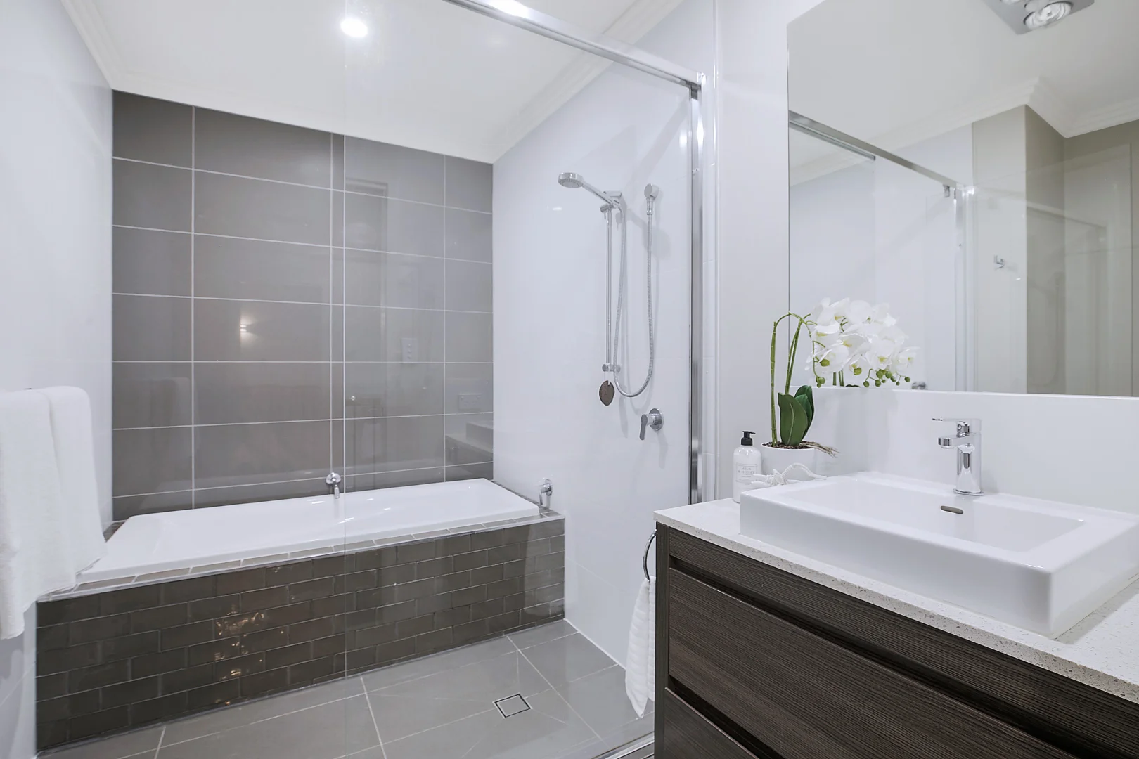 Additional image 17 of 12/19 Governor Terrace, Murarrie QLD 4172