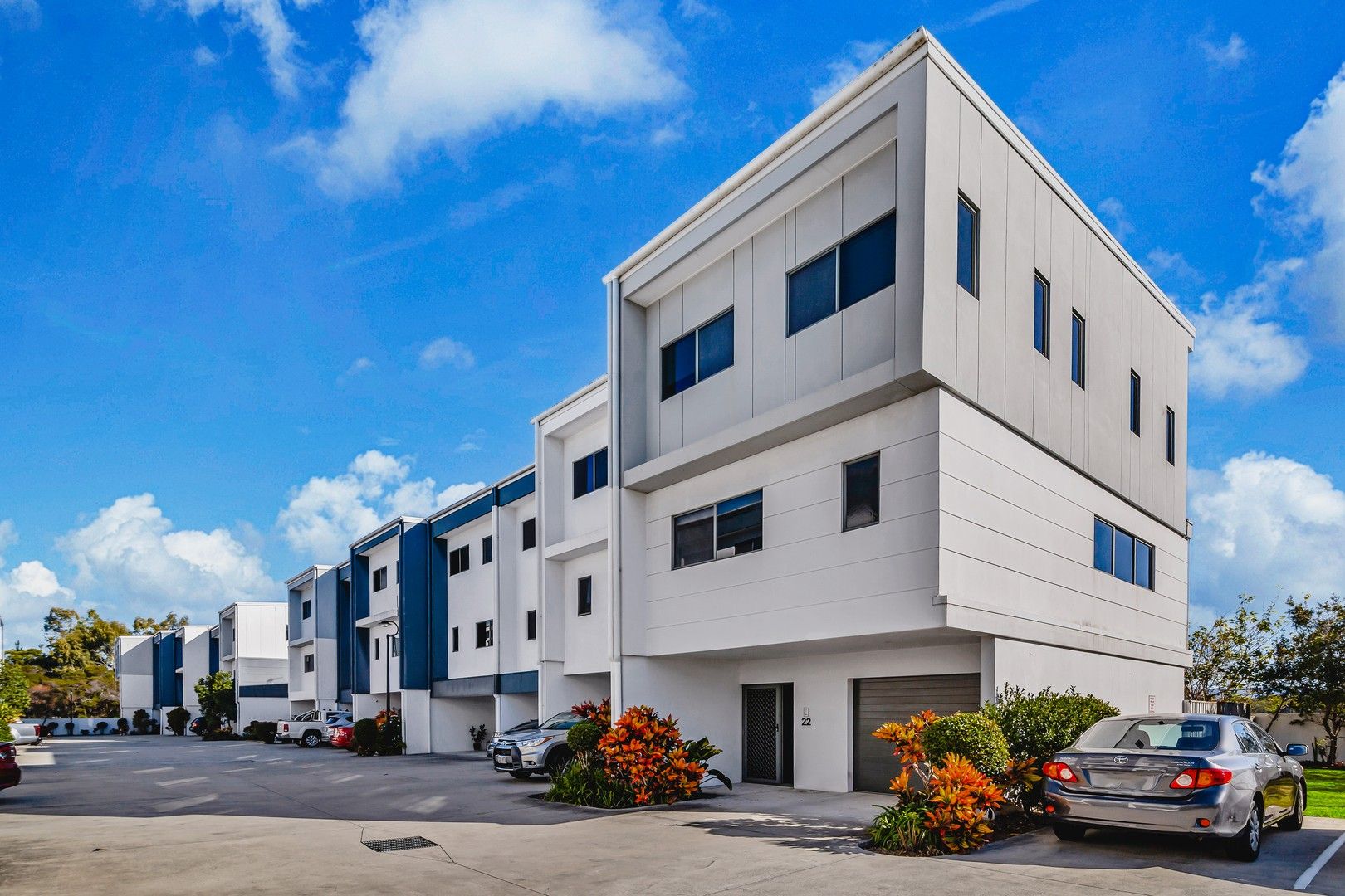 3 bedrooms Townhouse in 22/1 Mervyn Thomas Drive HOPE ISLAND QLD, 4212