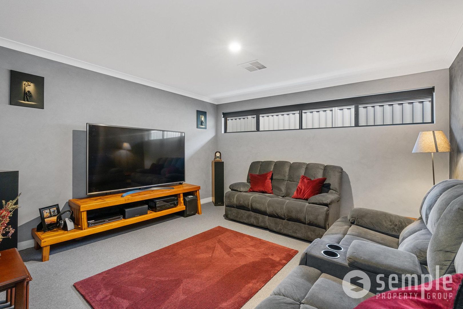 74 Clementine Boulevard, Treeby WA 6164, Image 2