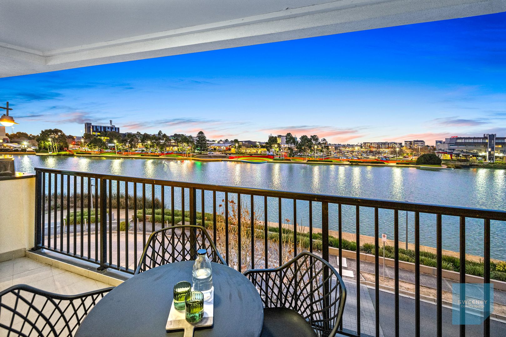 15/76 The Esplanade, Caroline Springs VIC 3023, Image 2