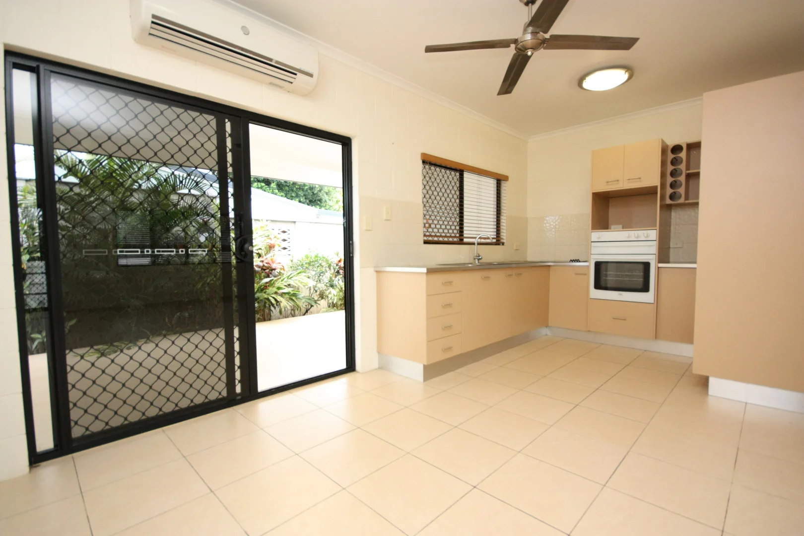 Additional image 4 of 1/11 Olive Street, Manoora QLD 4870