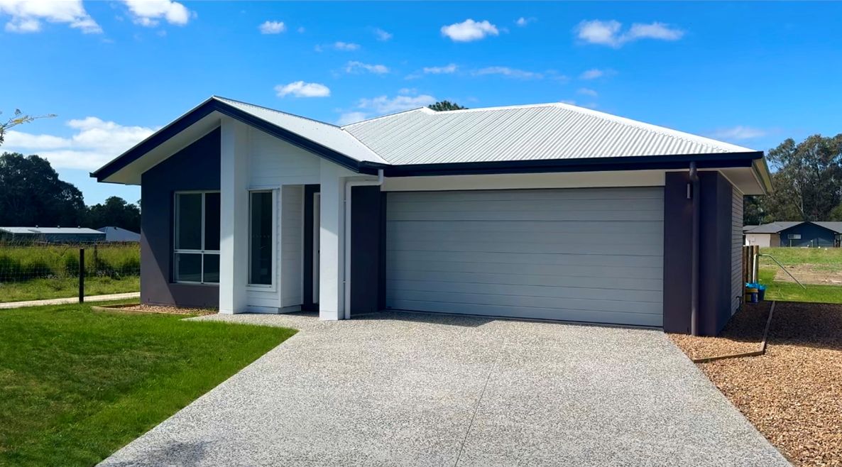 4 bedrooms House in 33 Simone Court CABOOLTURE QLD, 4510