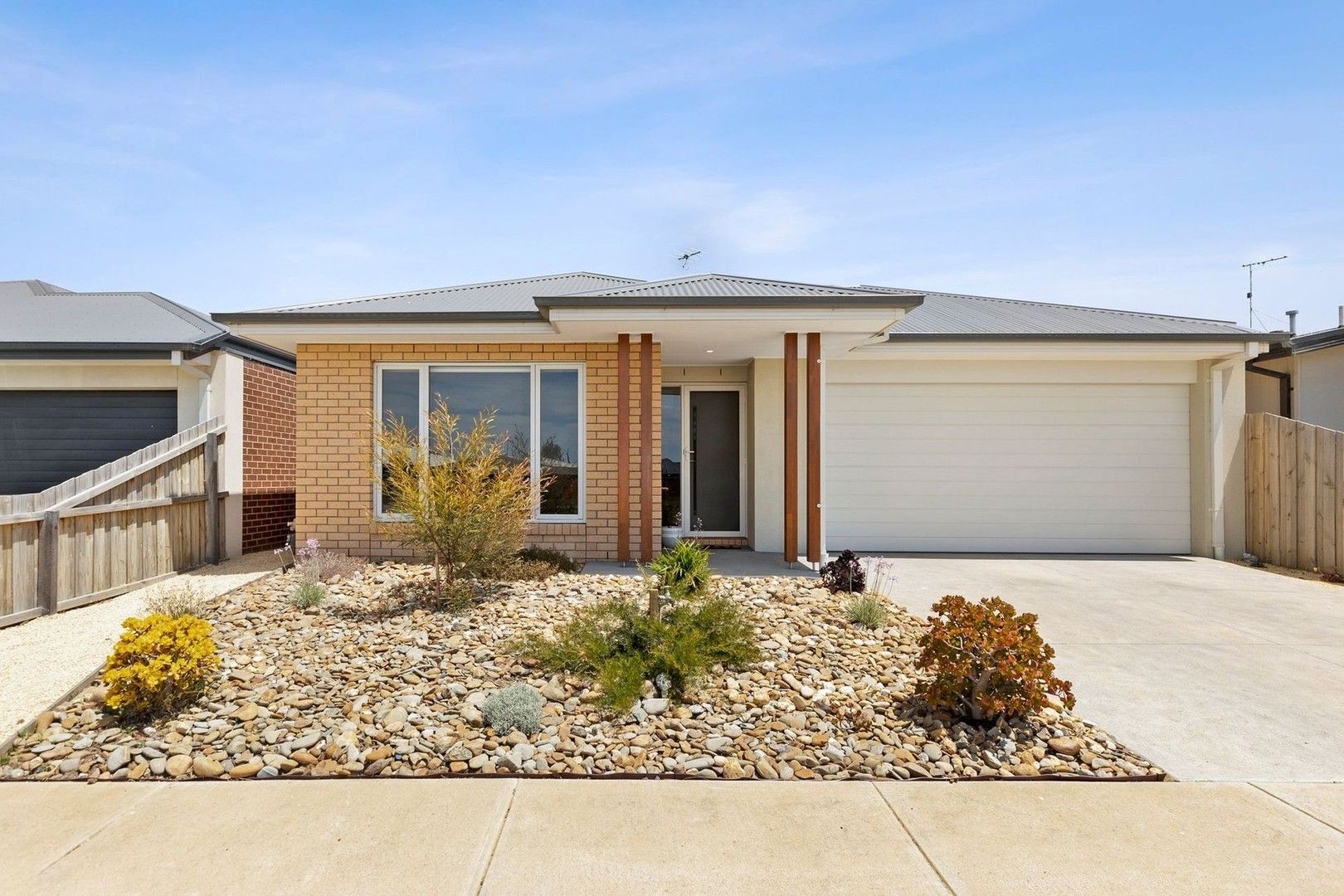 4 bedrooms House in 16 Tomatin St OCEAN GROVE VIC, 3226