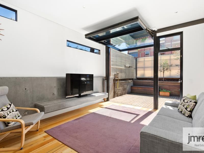 32 Molesworth Street, North Melbourne VIC 3051, Image 1