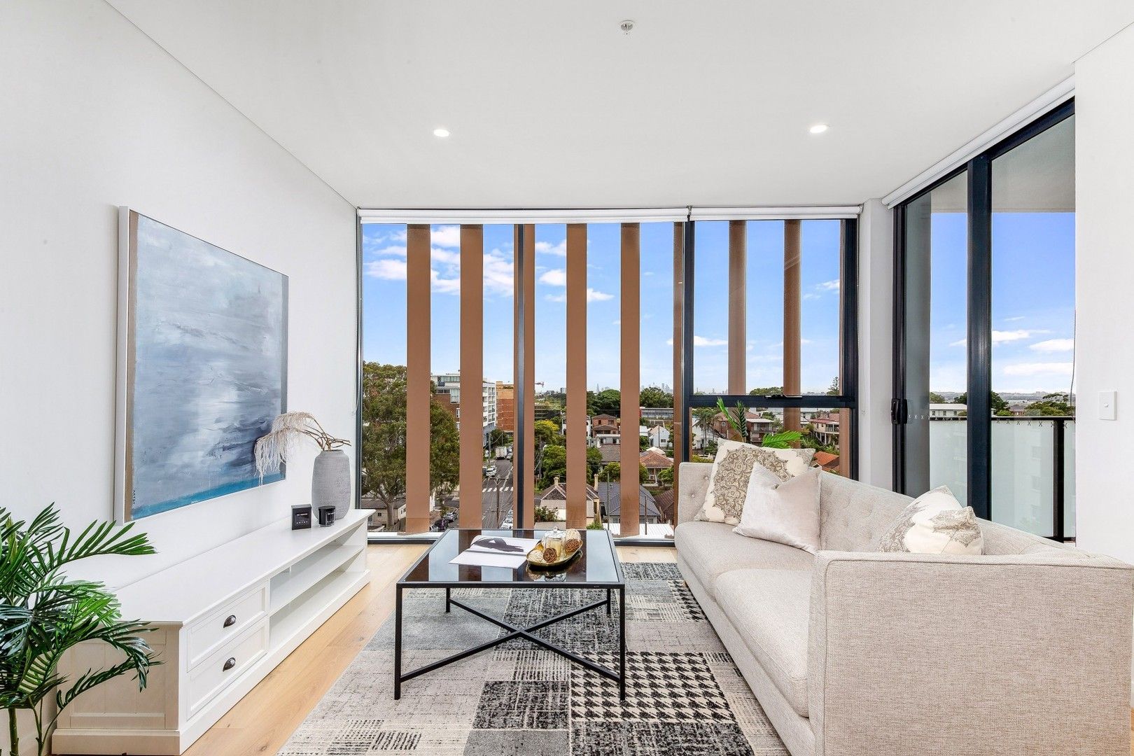 2 bedrooms Apartment / Unit / Flat in 708/19 Bay St ROCKDALE NSW, 2216
