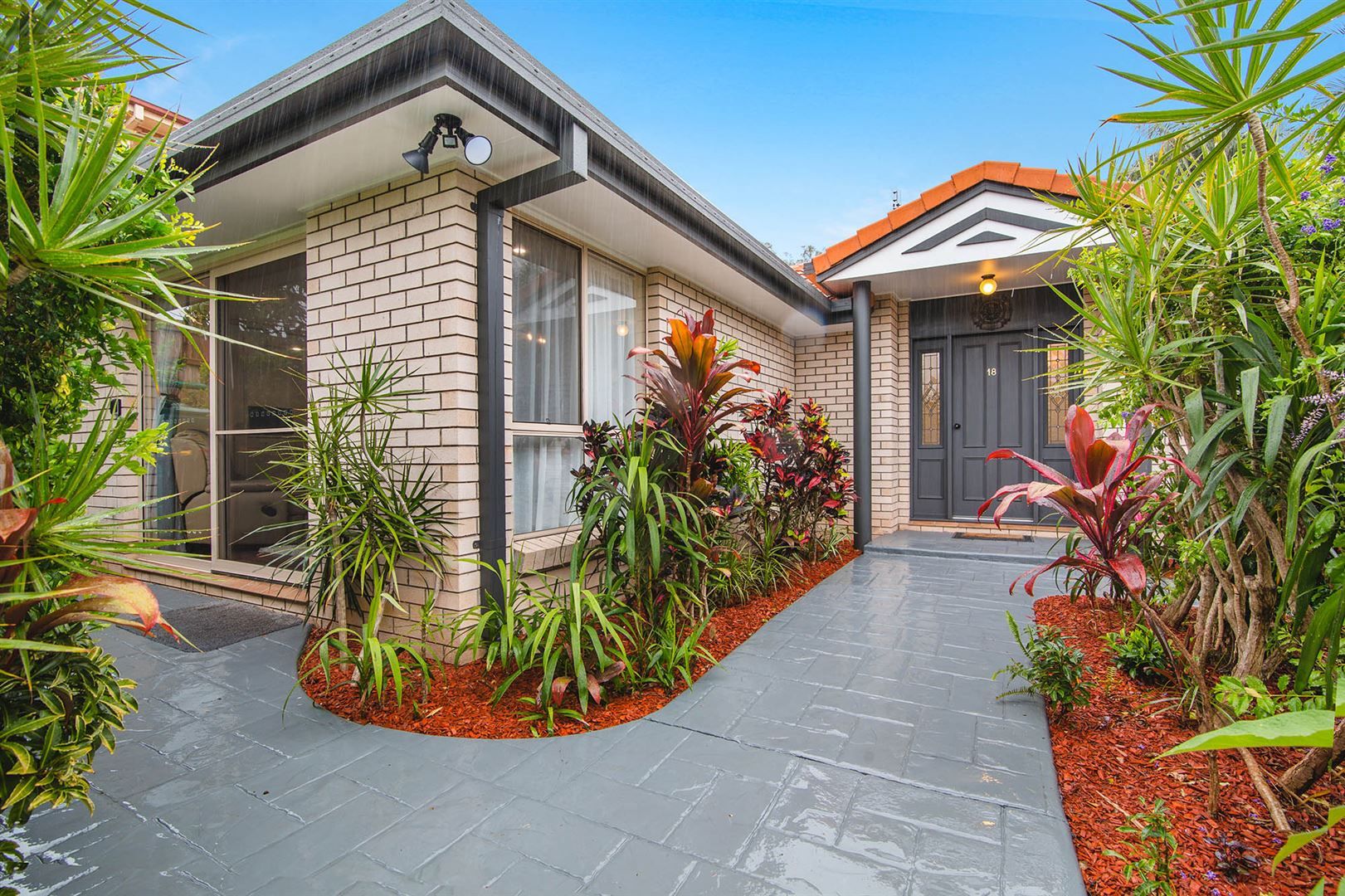 18 Cathedral Avenue, Molendinar QLD 4214, Image 0