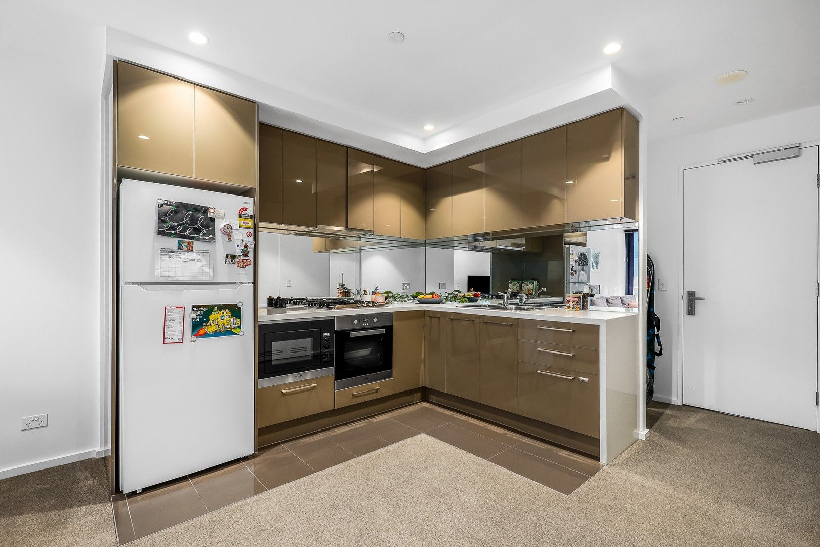 2 bedrooms Apartment / Unit / Flat in 2911/1 Balston St SOUTHBANK VIC, 3006
