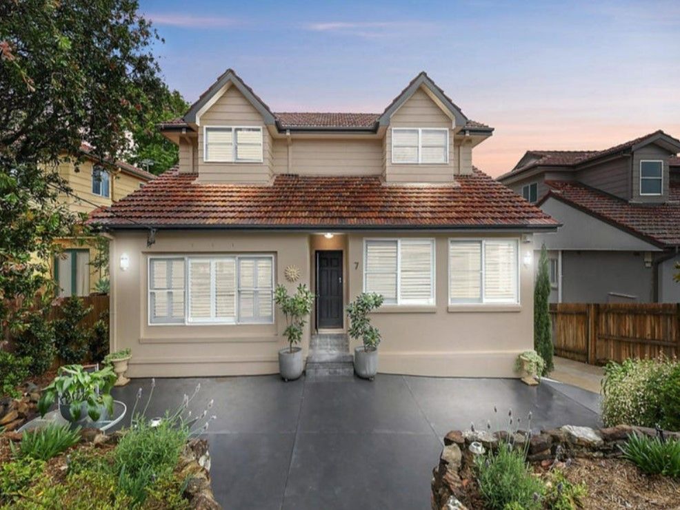 4 bedrooms House in 7 Vera Street EASTWOOD NSW, 2122