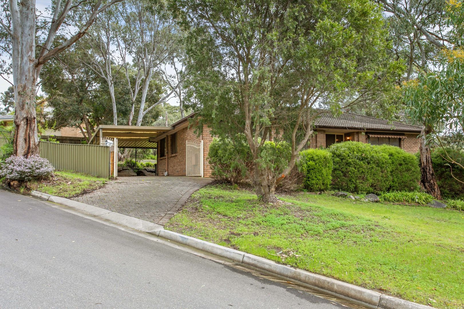 10 Redgum Place, Aberfoyle Park SA 5159, Image 1