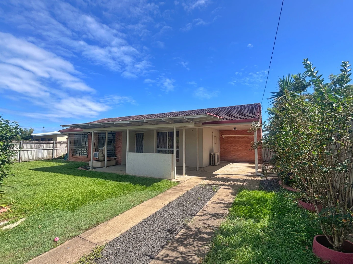 28 Josephine Crescent, Rasmussen QLD 4815