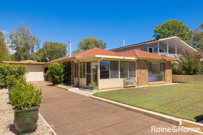 Picture of 29 Cook Parade, LEMON TREE PASSAGE NSW 2319