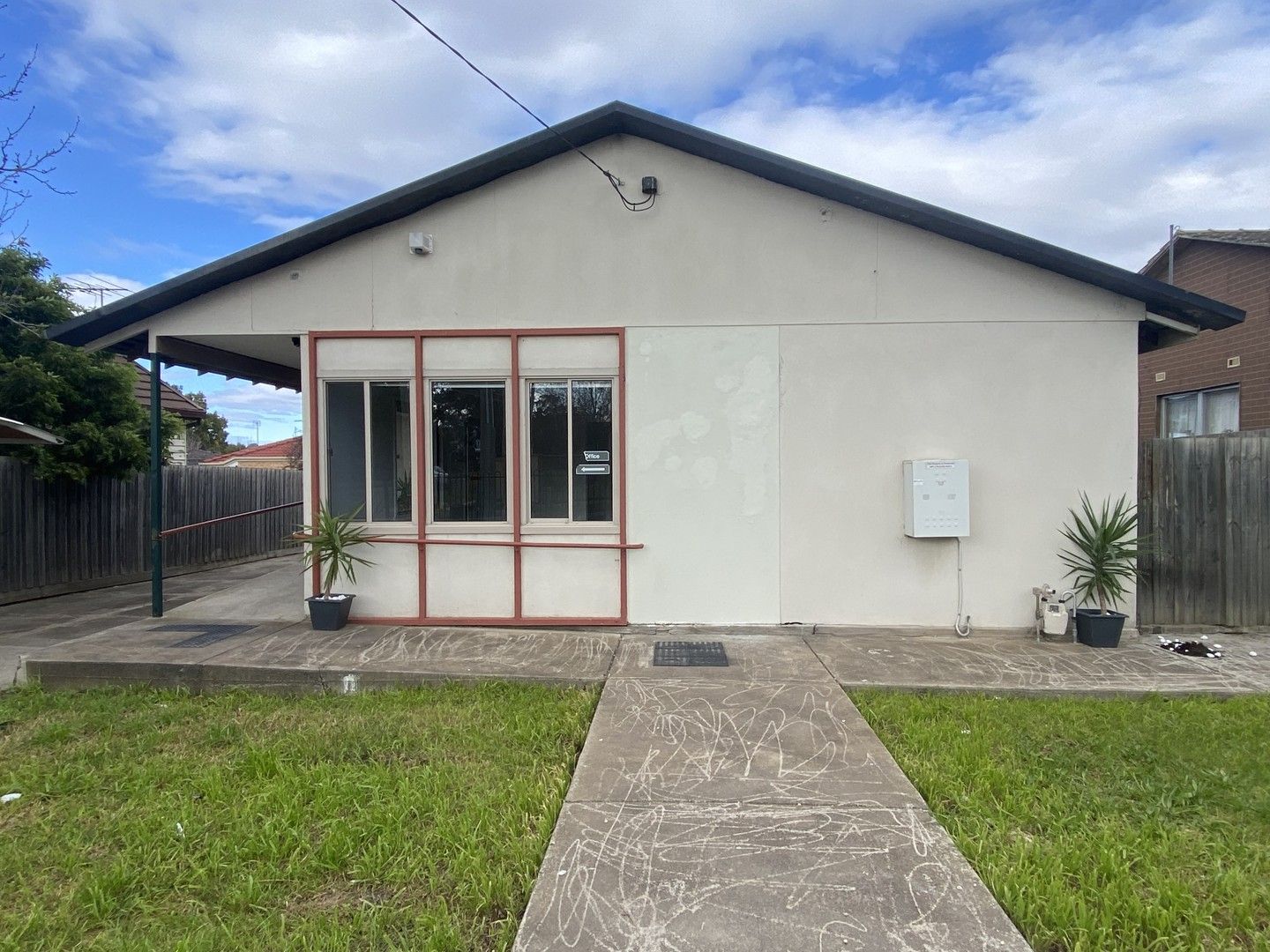 3 bedrooms House in 11 Cuthbert Street BROADMEADOWS VIC, 3047