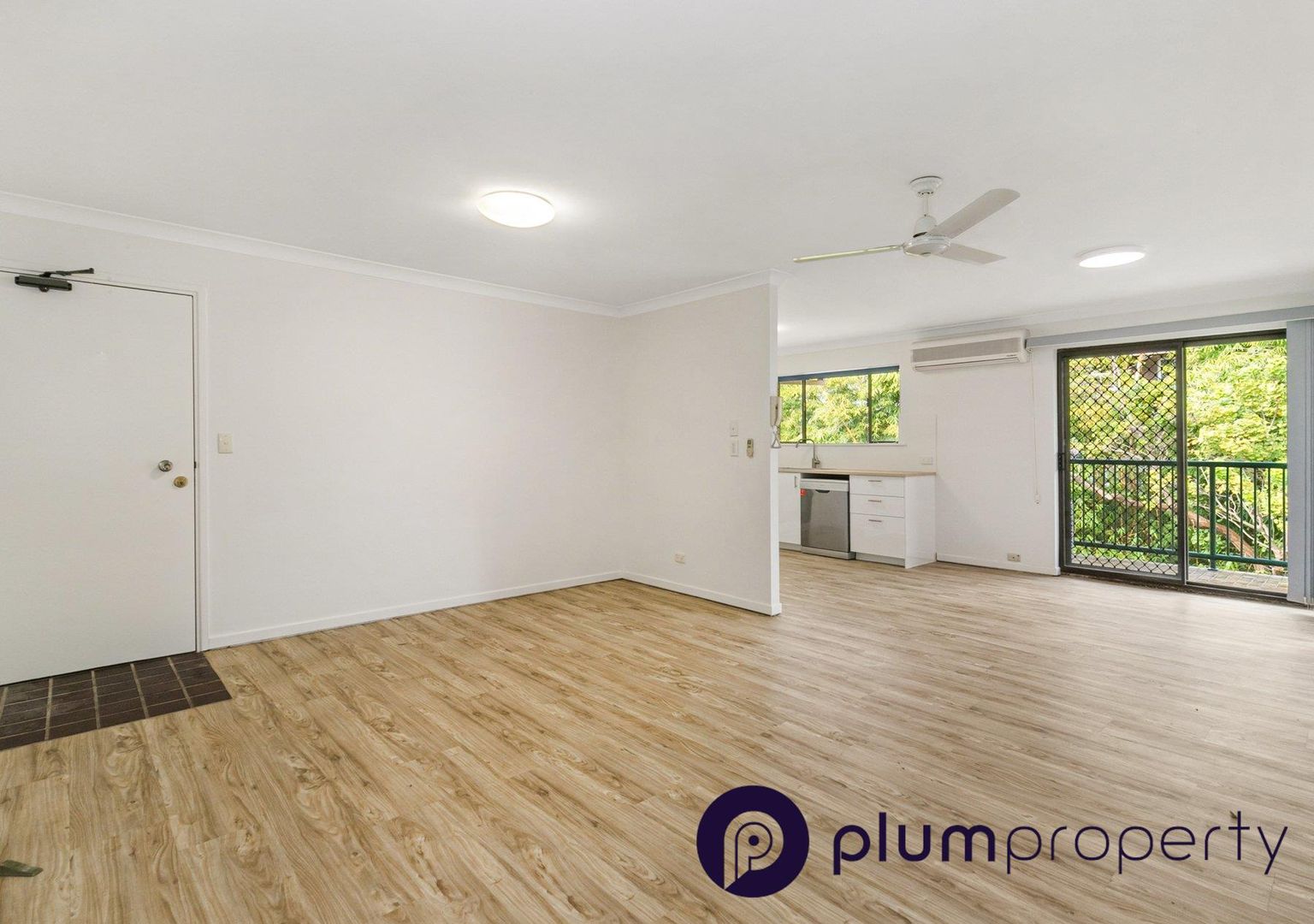 2 bedrooms Apartment / Unit / Flat in 10/35 Durham Street ST LUCIA QLD, 4067