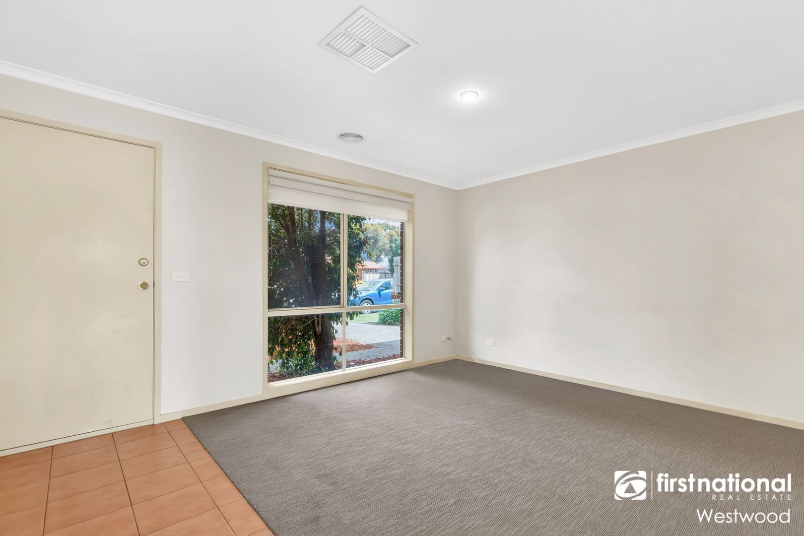 12 Toulouse Crescent, Hoppers Crossing VIC 3029, Image 2
