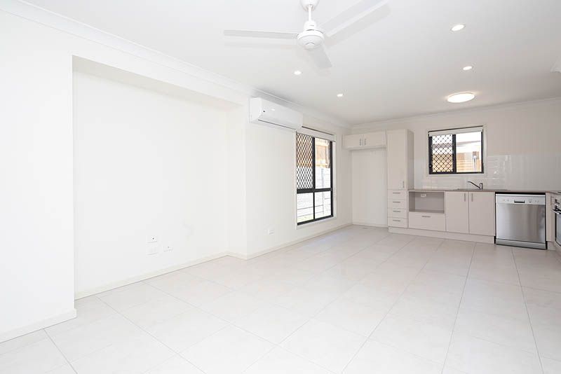 2/6 Karumba Way, Holmview QLD 4207 Semidetached For Rent Domain