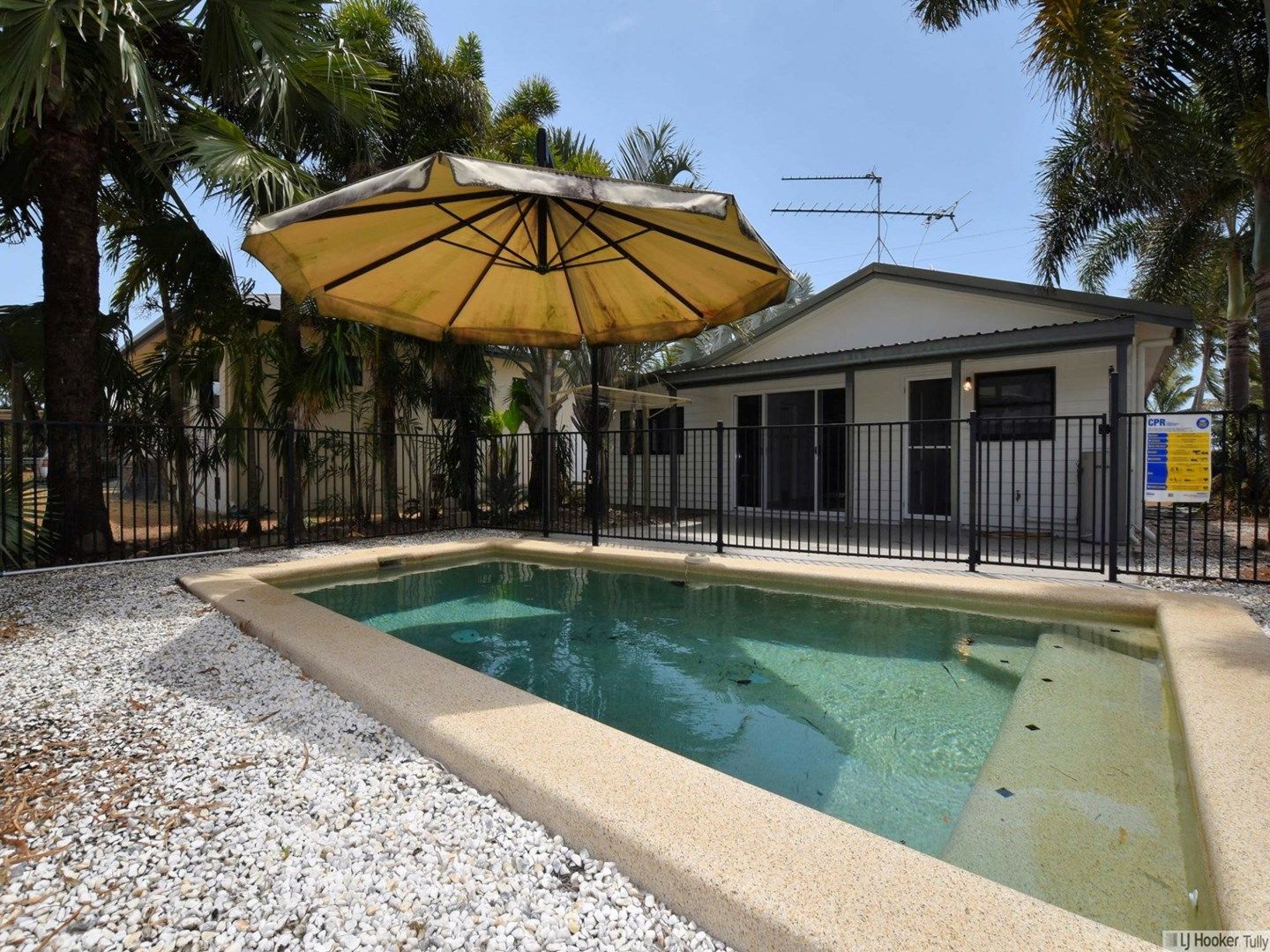 27 Taylor Street, Tully Heads Property History & Address Research