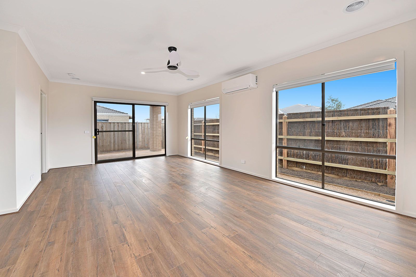 9 Biplane Way, Diggers Rest VIC 3427 House For Rent 500 Domain