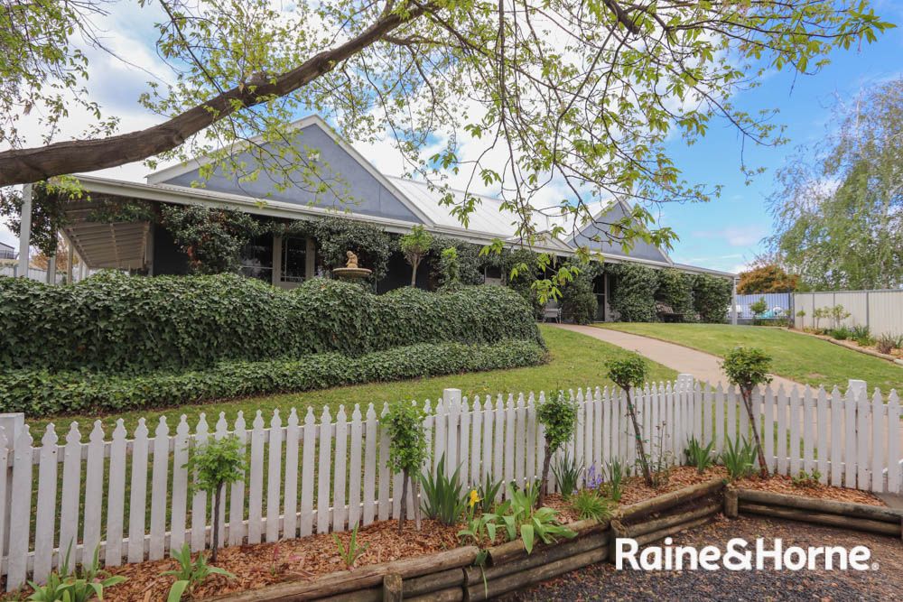 12 Graham Drive, Kelso NSW 2795, Image 0