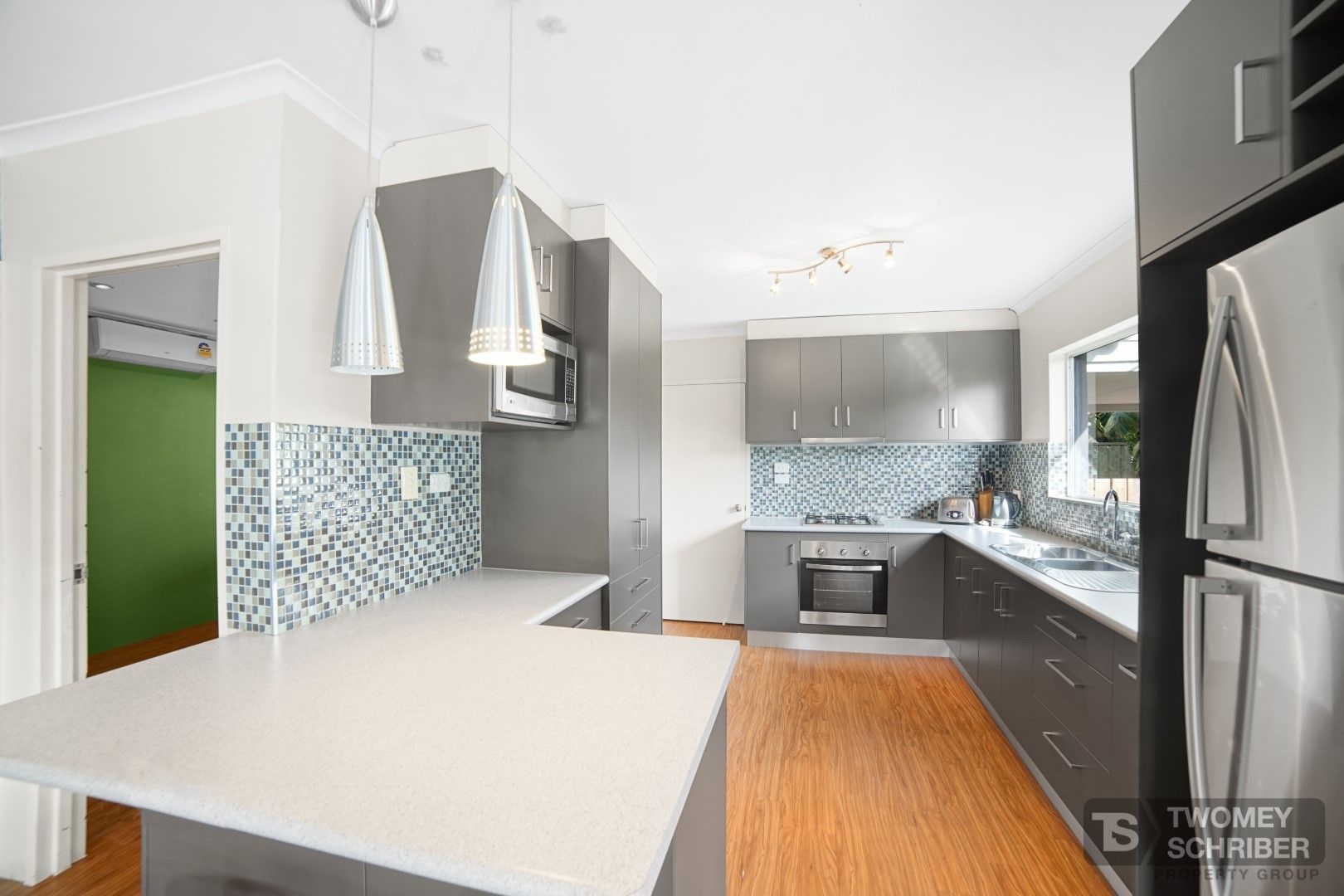 3 bedrooms House in 18 Goldwyn Close WHITE ROCK QLD, 4868