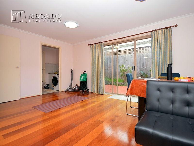 3/11 Station Street, Blackburn VIC 3130, Image 2