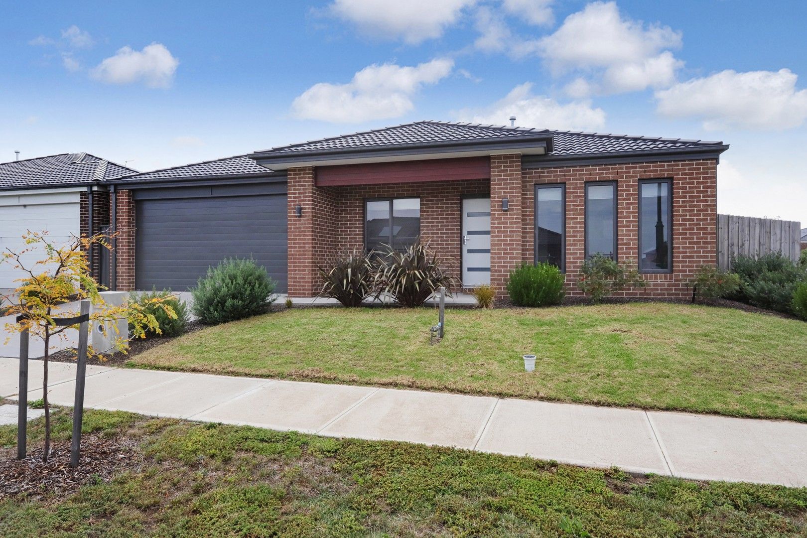 3 bedrooms House in 69 Long Forest Avenue HARKNESS VIC, 3337