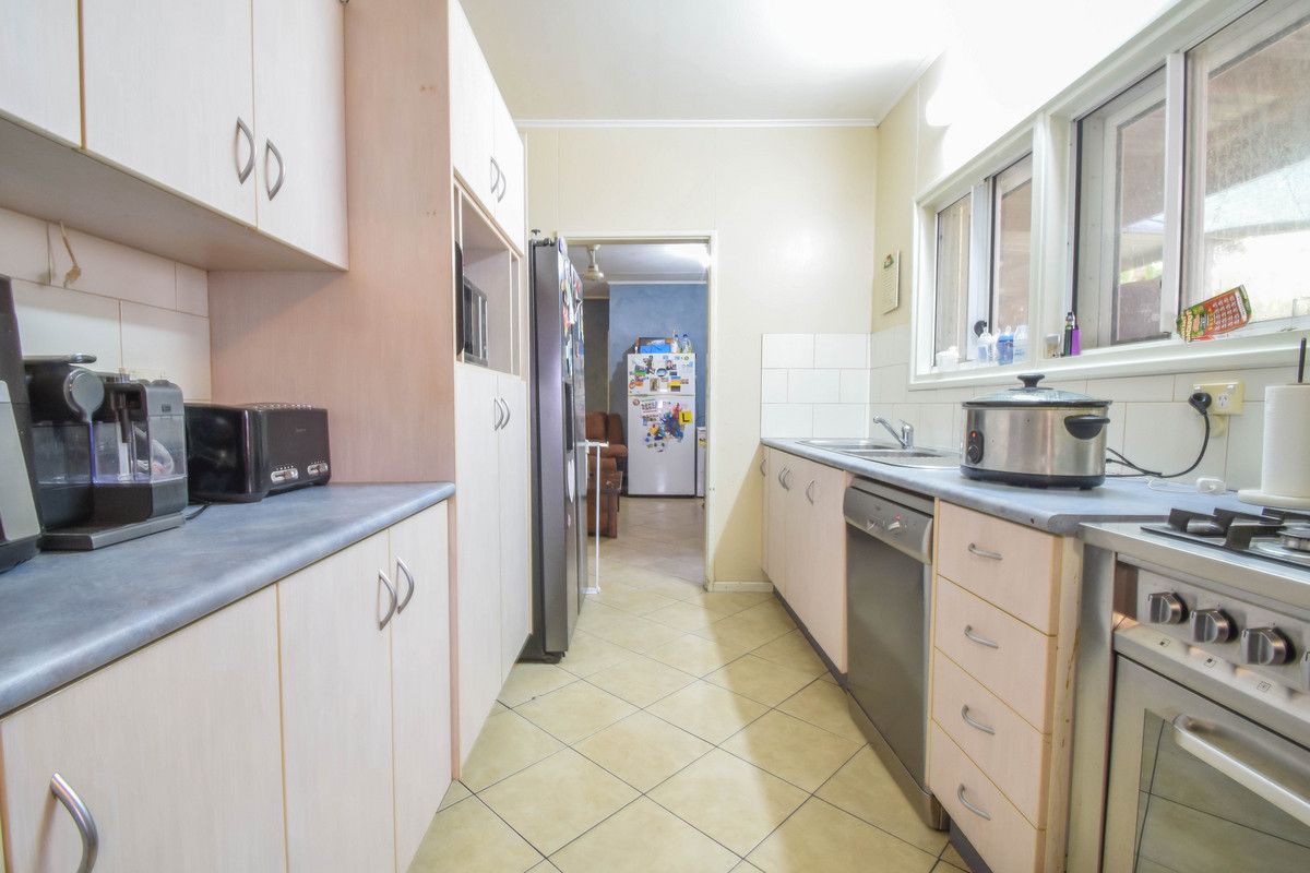 4 bedrooms House in 7 Clam Court SOUTH HEDLAND WA, 6722