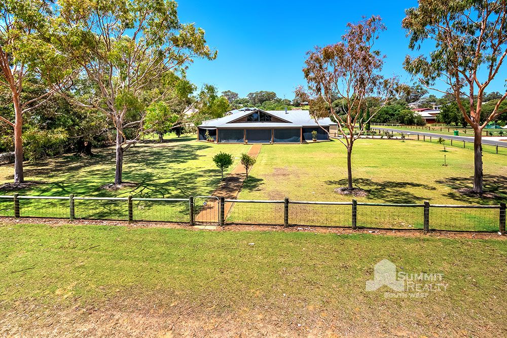 1 Fletcher Court, Leschenault WA 6233, Image 0