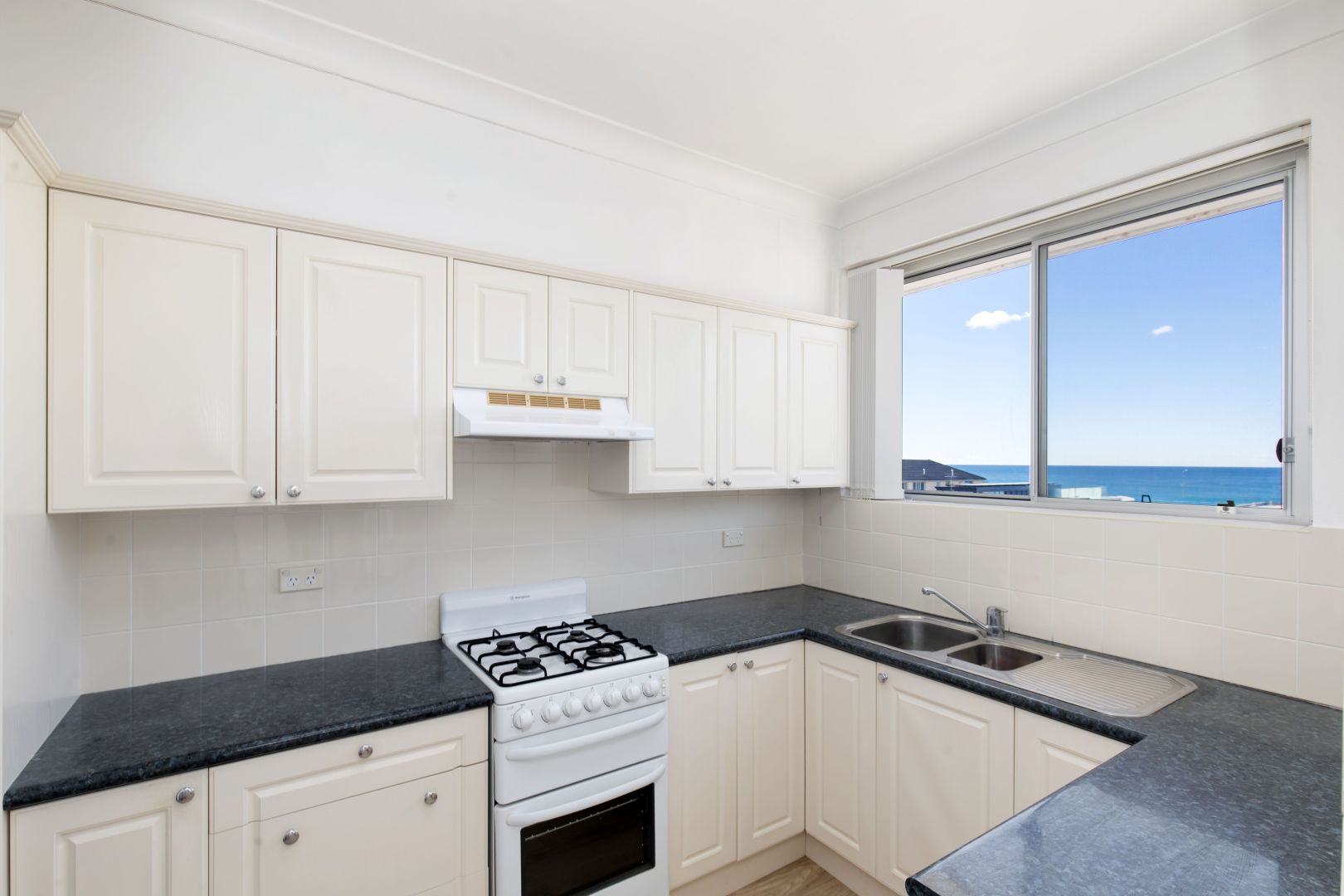 21/52 Carrington Parade, Curl Curl NSW 2096 Apartment For Rent Domain