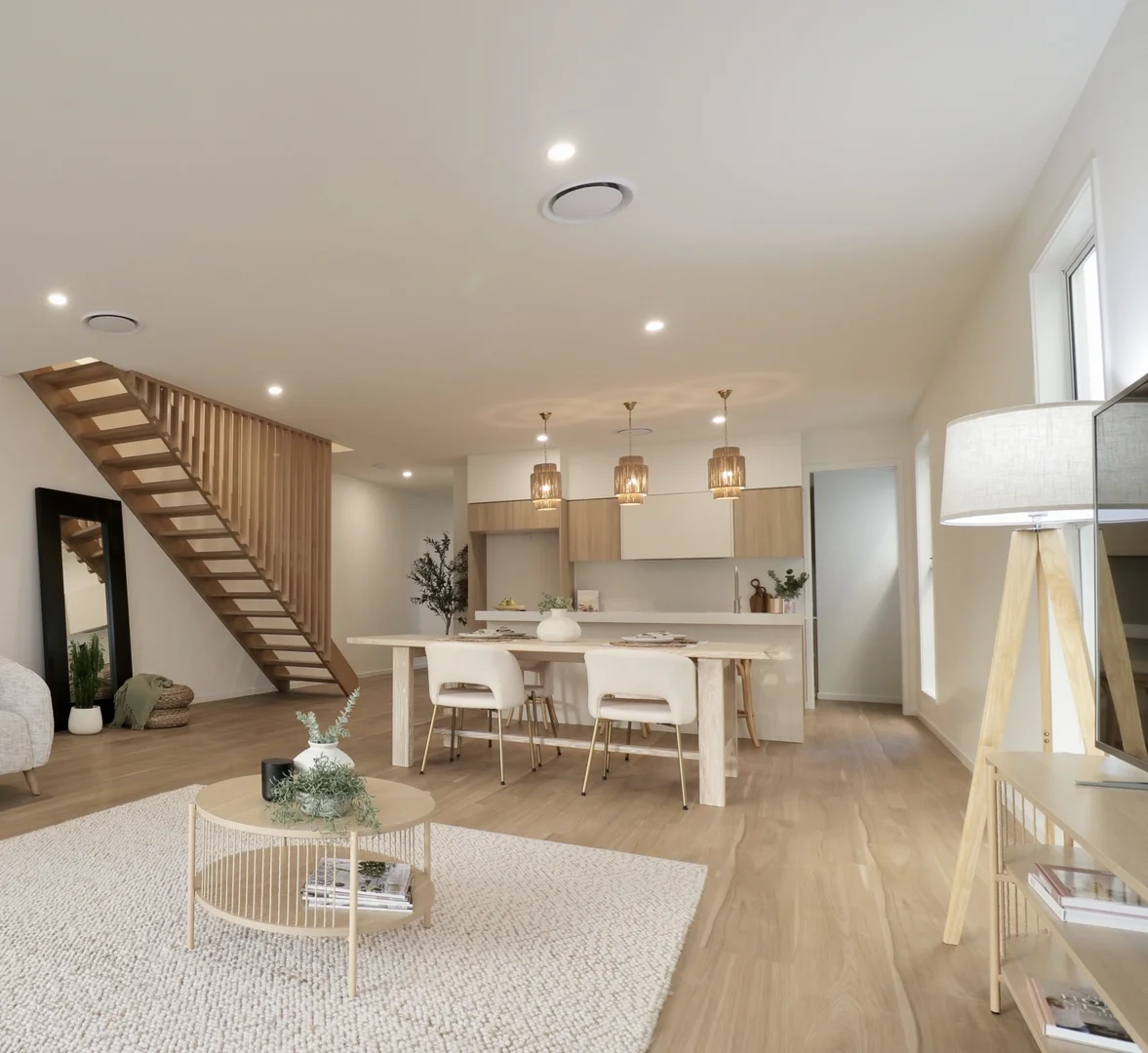 Additional image 4 of 15-17 Chant St, Broadbeach Waters QLD 4218