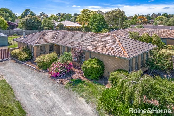 Picture of 21 Worcester Road, GISBORNE VIC 3437