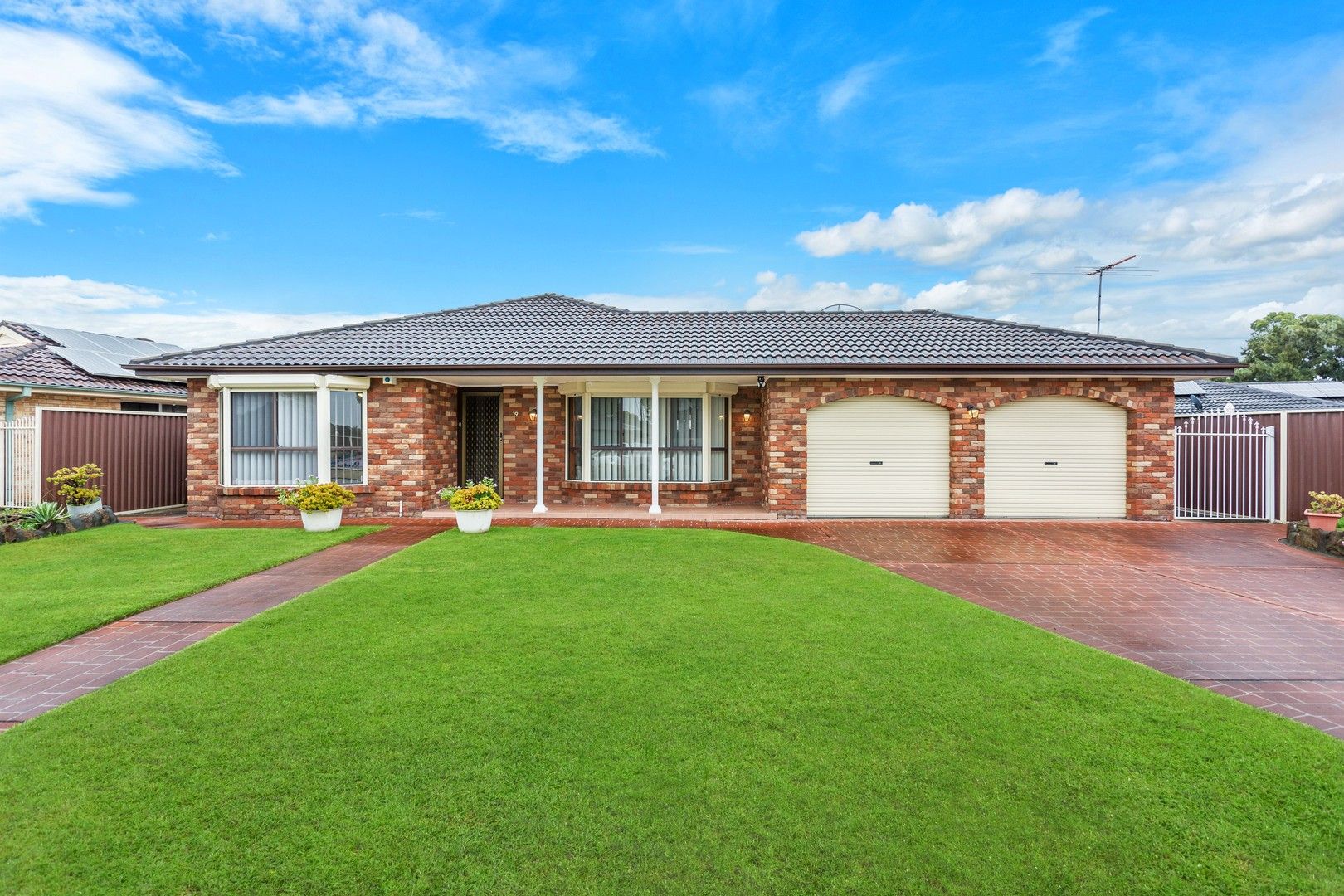 19 Mulligan Street, Bossley Park NSW 2176, Image 0