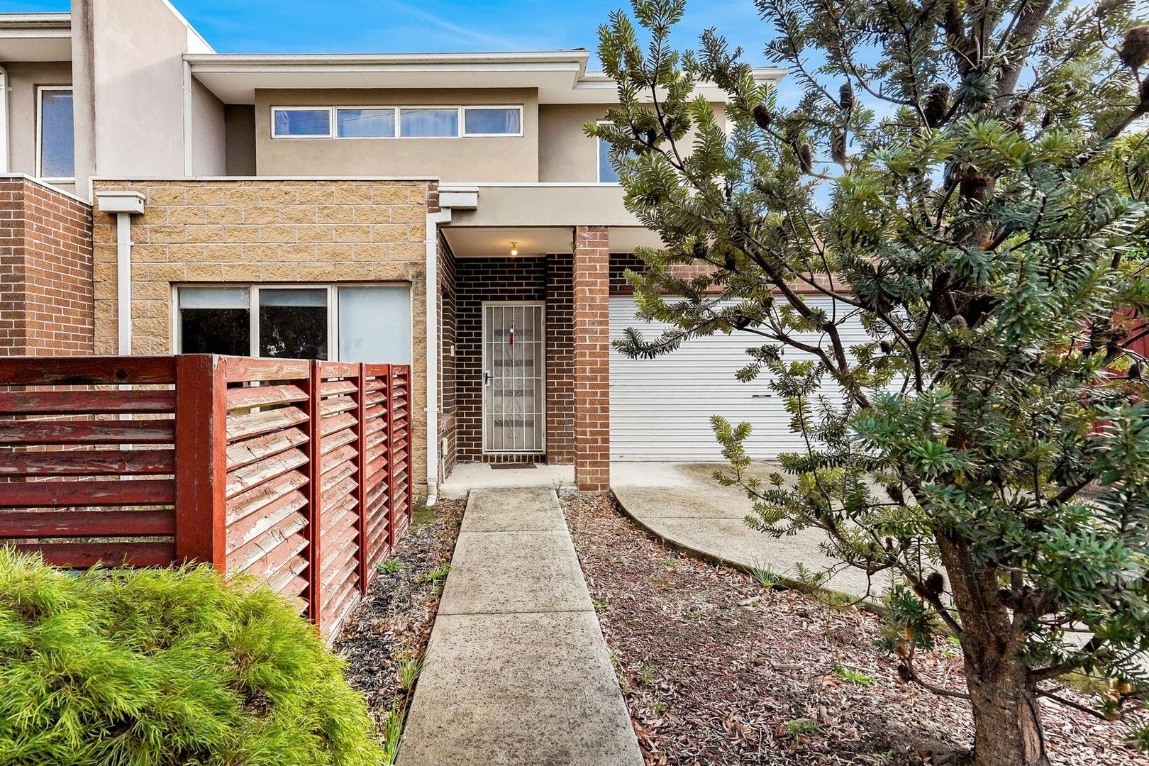 4 bedrooms Townhouse in 9/3 Kathryn Road KNOXFIELD VIC, 3180