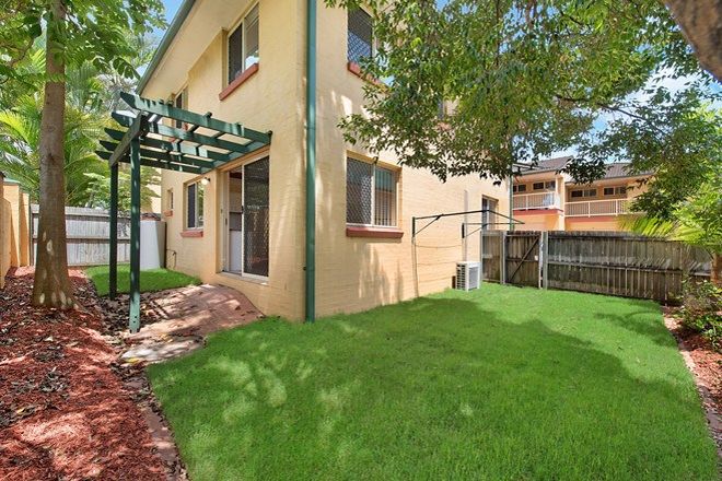 Picture of 7/32 Iris Street, HOLLAND PARK WEST QLD 4121