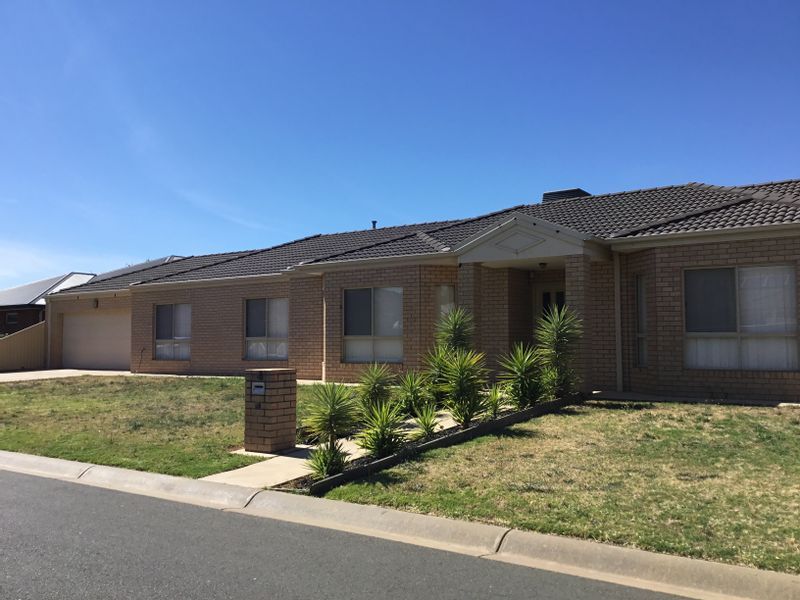 8 Ironbark Way, Shepparton VIC 3630 - House For Rent ...