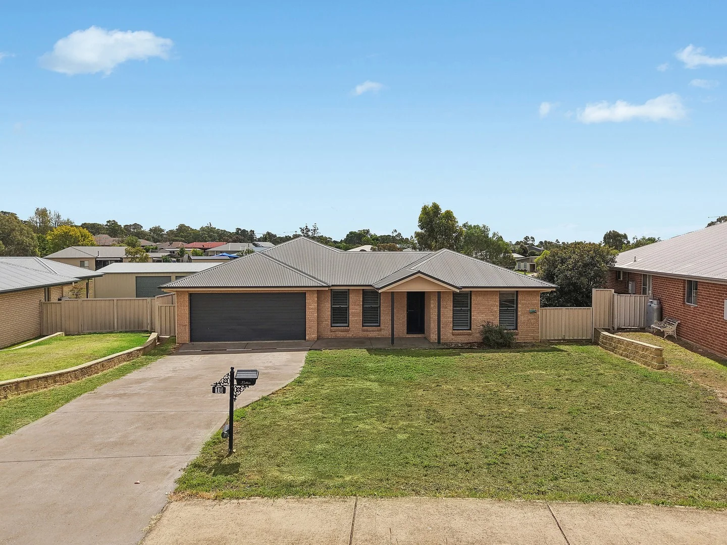 Primary image of 10 Bateman Avenue, Mudgee NSW 2850