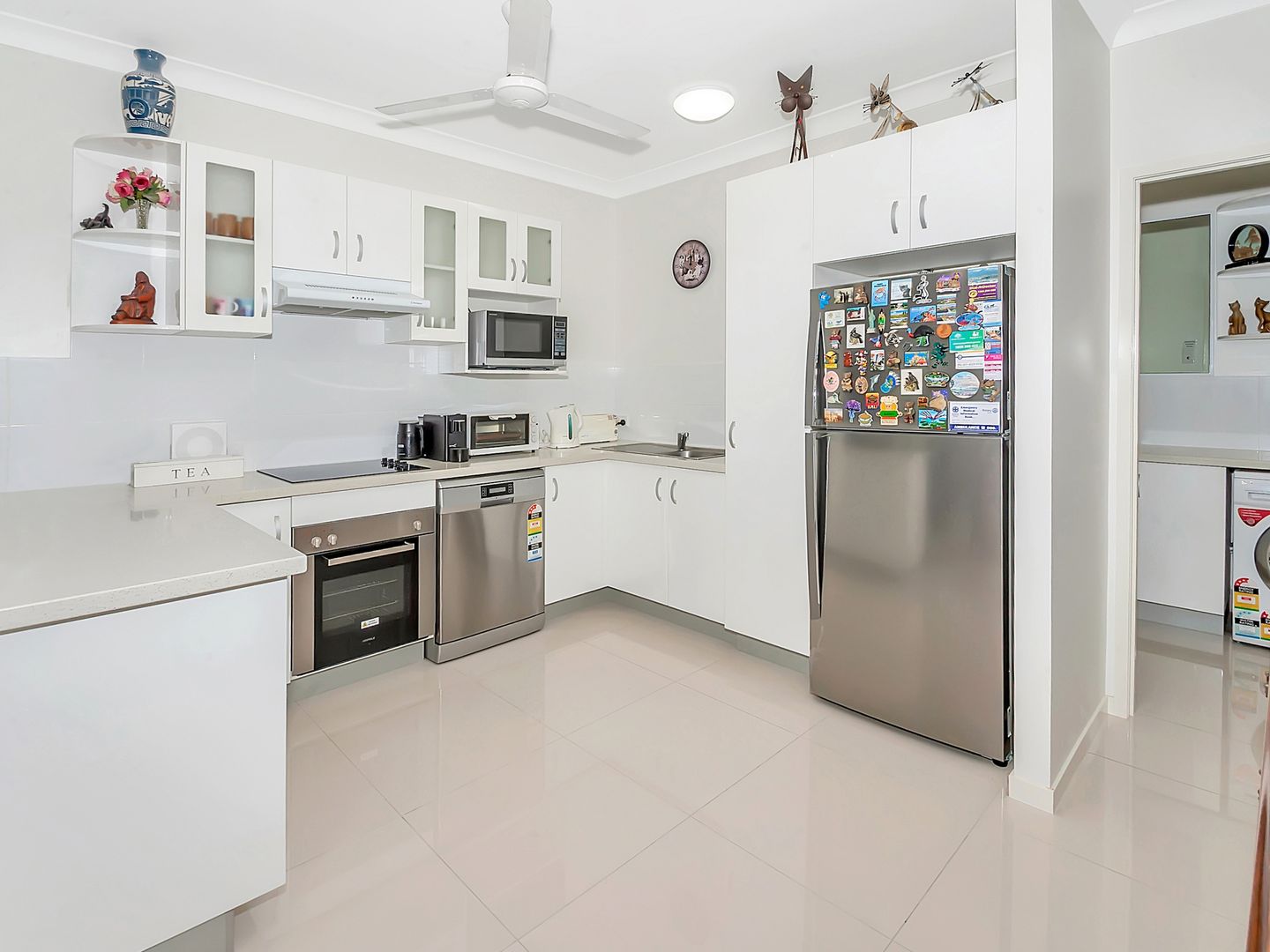 13/35 Upolu Esplanade, Clifton Beach QLD 4879, Image 2