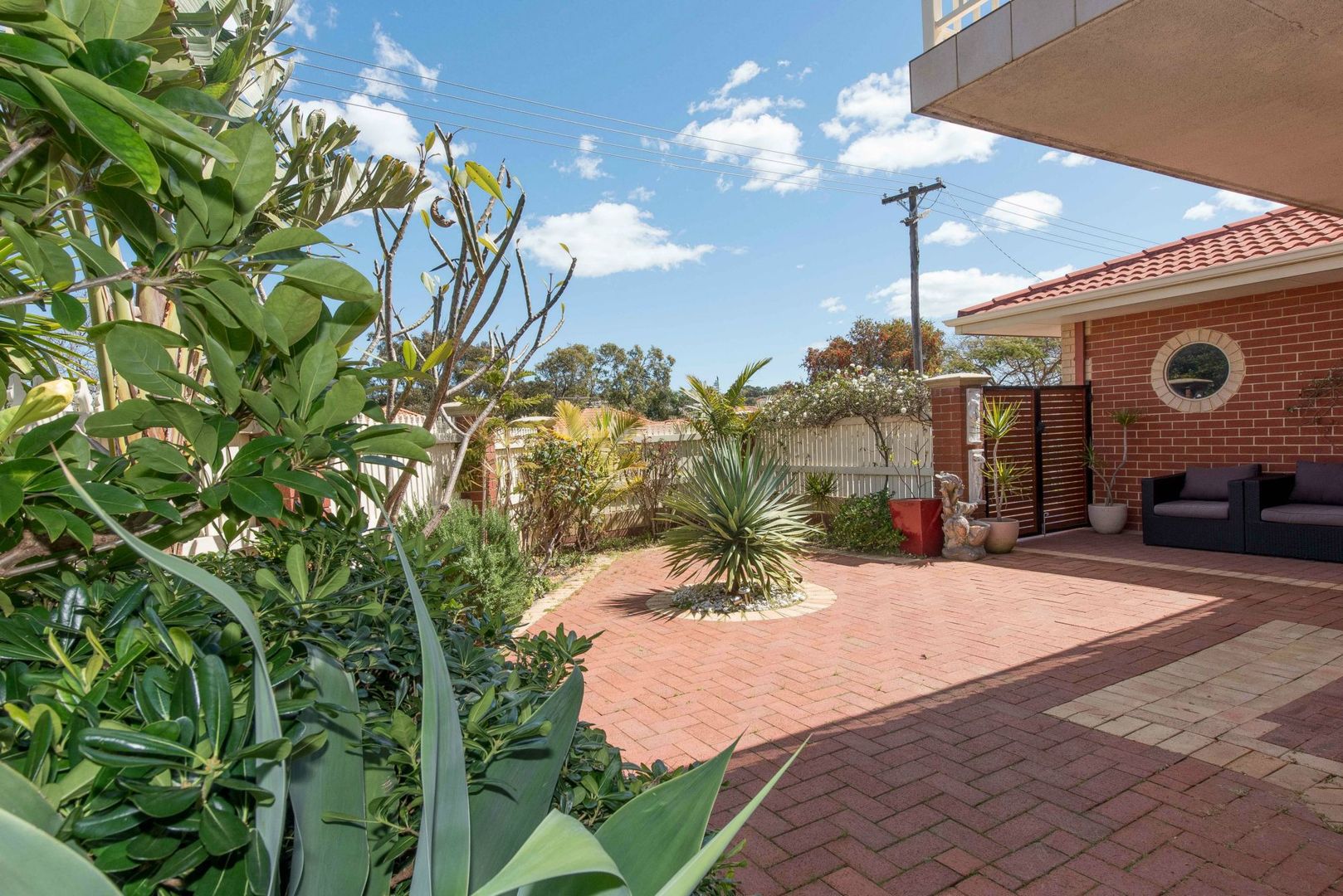 1/14 Birdwood Street, Innaloo WA 6018, Image 2