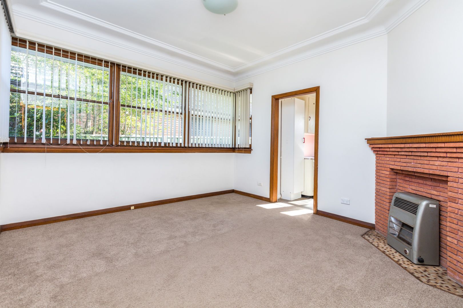 80 Lovell Road, Eastwood NSW 2122, Image 2